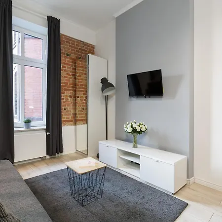 Old Town Swiety Wojciech Street - By Renters *