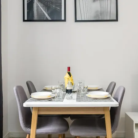 Old Town Swiety Wojciech Street - By Renters Appartement Poznań