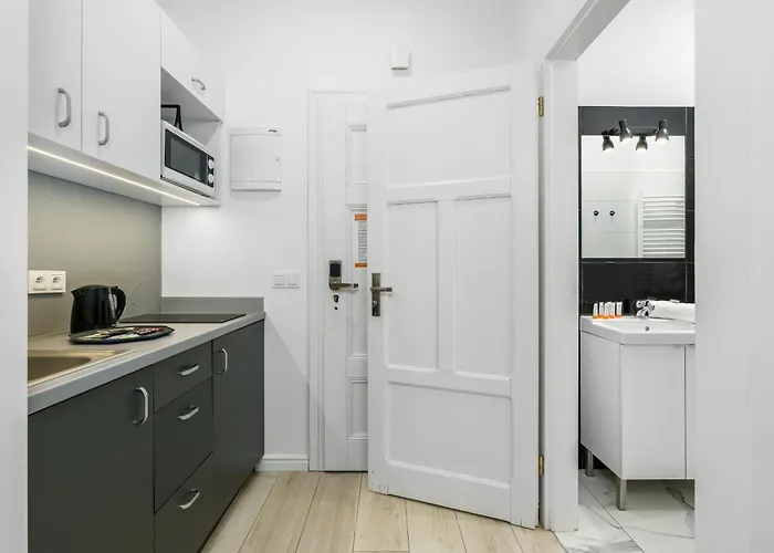 Old Town Swiety Wojciech Street - By Renters *